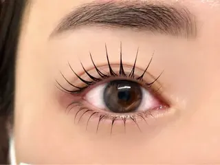 マツエク・マツパ eyelash mele.所属・mele. akihoのマツエク・マツパデザイン