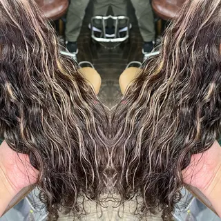 ロング カラー レイヤー/ボブ/ ミニボブ/AOIのヘアスタイル