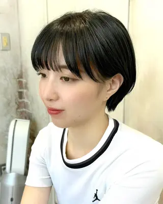 ショート カラー 💍新宿ショート 💍岩田莉奈のヘアスタイル