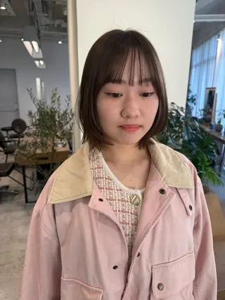 ミディアム SHEA.所属・表参道SHEA Am i／レイヤーカットのヘアスタイル