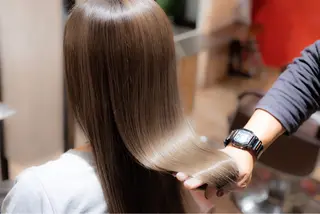 ロング 髪質改善専門サロンDRAN森ノ宮店所属・KUZUYA RIKAKOのヘアスタイル