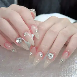 ネイル Queens 榊 まおのネイルデザイン