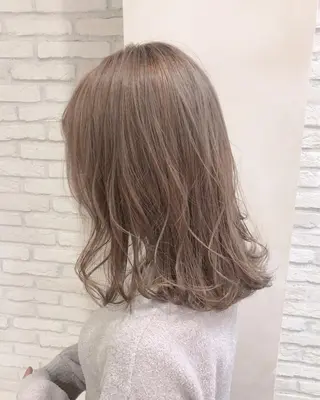 ミディアム カラー HAUS 片山みほのヘアスタイル