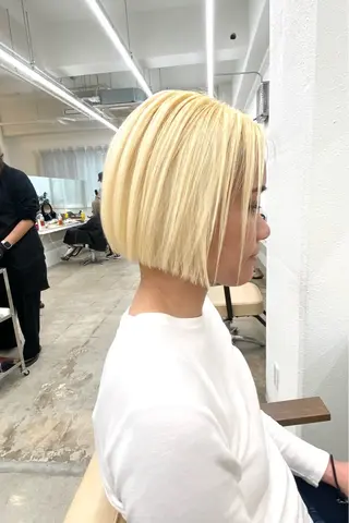 ショート カラー BOB🌟ハイトーン /ブリーチ/TAKUのヘアスタイル