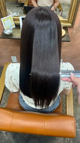 ロング ともざねゆか UniQ/岡山駅のヘアスタイル