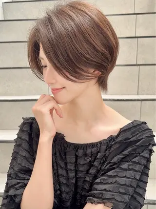 ショート レイヤー❣️縮毛矯正 川村利幸のヘアスタイル