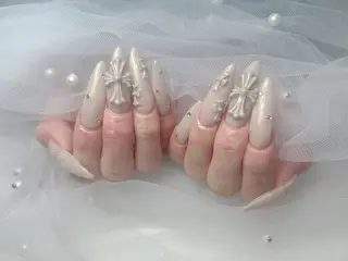 ネイル Piacere所属・Piacere 絵美のネイルデザイン