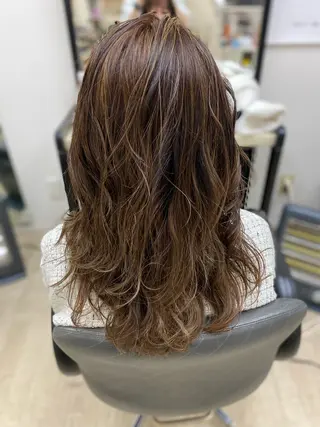 ロング カラー HBLディプロマ所有 AZUSAのマツエク・マツパデザイン