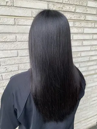 カラー Helena みなつのヘアスタイル