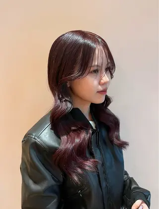 セミロング EMANONシェアサロン千葉所属・Manami☁️ 縮毛/カットモデルのヘアスタイル