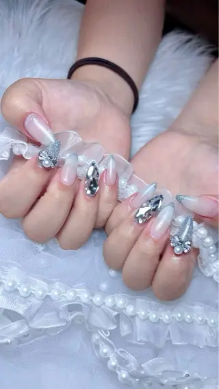 ネイル 辻崎 来里のネイルデザイン