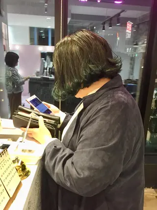 ミディアム 所渉/韓国レイヤー /ウルフカットのヘアスタイル