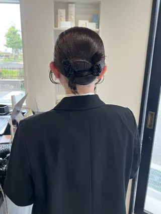 ショート ヘアアレンジ 黒阪 なみのヘアスタイル