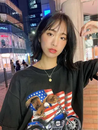 ミディアム カラー ハイライト、レイヤー カット/西梅田/中西のヘアスタイル