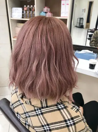 ミディアム カラー 有人/バレイヤージュ /シャドールーツのヘアスタイル