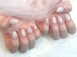 ネイル ♡SNSで大バズり♡ コリアン羽エクステ◎のヘアスタイル