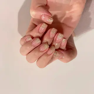 ネイル 黒葛原 めぐみのネイルデザイン