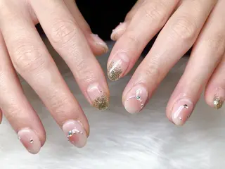 ネイル ECLAT エクラ所属・寺山 千鶴のネイルデザイン