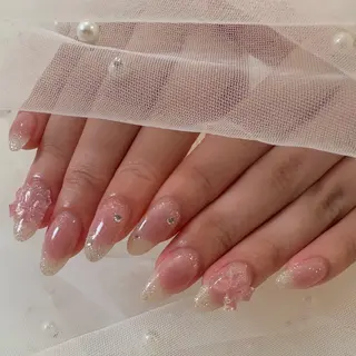 ミディアム 🎀韓国ネイル/ キラキラネイル専門店のネイルデザイン