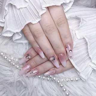 ネイル 🌈Yun nail hyejin💋のネイルデザイン