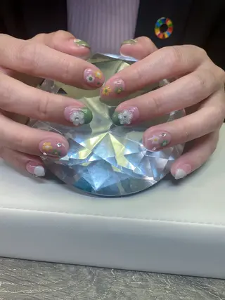 ネイル B.rose ビビのネイルデザイン