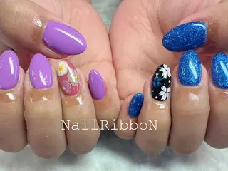 ネイル ネイルリボン 受付スタッフのネイルデザイン