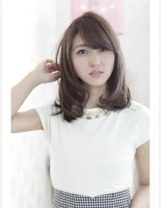 セミロング SALOWIN神宮前五丁目店所属・🇰🇷韓国風艶髪✨ 髪質改善 倉岡しおんのヘアスタイル