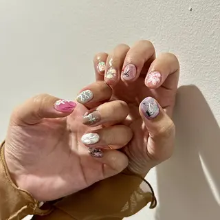 ネイル nailstudio eviz新宿店のネイルデザイン