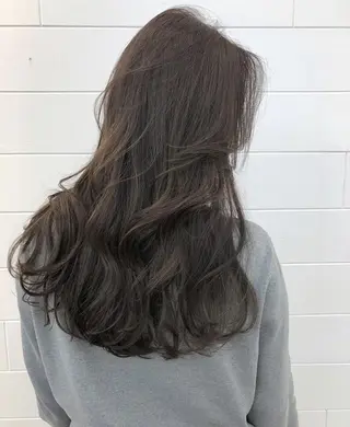 セミロング 吉田一輝 外国人パーマのヘアスタイル