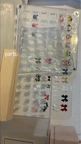 Rélu Lenaのネイルデザイン