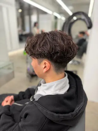 パーマ メンズ パーマ特化/フェザー パーマシャドウ/真生のヘアスタイル