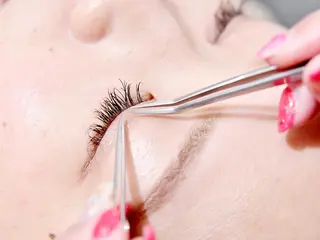 マツエク・マツパ +charm mihoのエステ・リラクイメージ