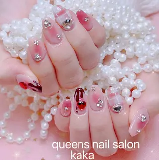 ネイル queensnail 🧸mikiのネイルデザイン
