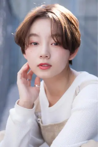 ショート カラー ヘアアレンジ ミニボブ/ブリーチ 🌈MISATOのヘアスタイル