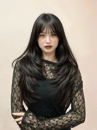 セミロング カラー 𝑺𝑨𝑨𝒀𝑨 渋谷ワンホンHairのヘアスタイル