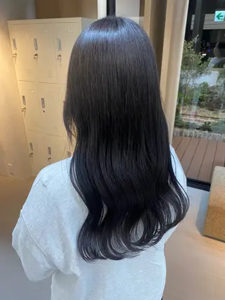 ロング LAMIN MEFULL 木場店所属・篠田 千佳のヘアスタイル