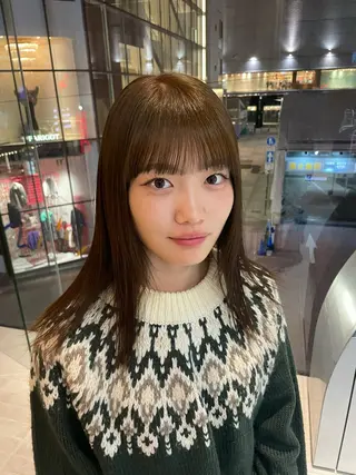 セミロング lodge art所属・lodge art /ユウナのヘアスタイル