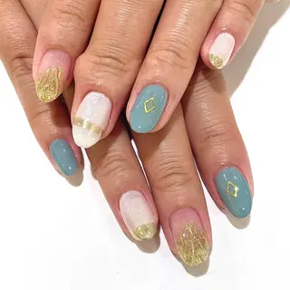 ネイル 矢崎 千春のネイルデザイン