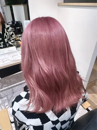 カラー ハイトーン/艶カラー 🫧 ユイナのヘアスタイル