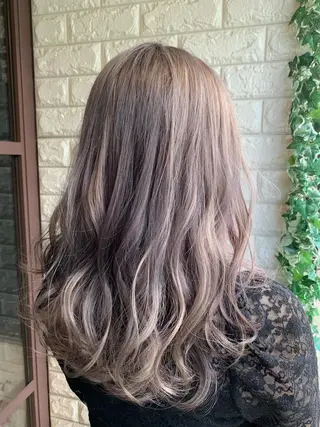 ロング カラー ヘアアレンジ Lee東三国 店長 谷辻誠志のヘアスタイル