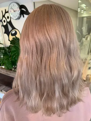 ミディアム 【女性担当】 kanaのヘアスタイル