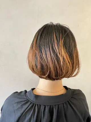 ショート レイヤー/艶カラー 🫧守利のヘアスタイル