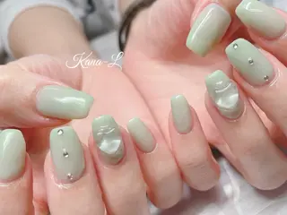 ネイル 芦辺 香奈のネイルデザイン