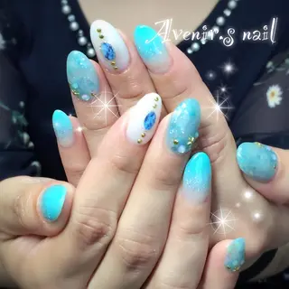 ネイル Home Salon Avenir.のネイルデザイン