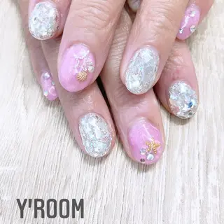 ネイル YUKA （ネイリスト）のネイルデザイン