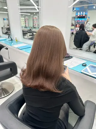 ミディアム カラー 大人っぽベージュ🤍 当日予約◎ヒロトのヘアスタイル
