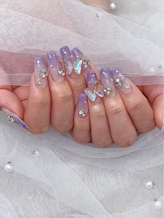 ネイル 五十嵐 美智のネイルデザイン