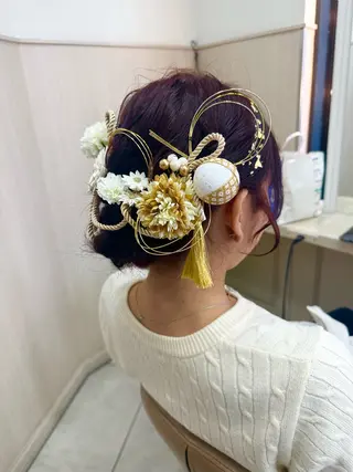 ヘアアレンジ HAUS.所属・秋守 百華のヘアスタイル