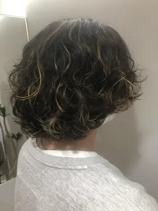 ショート 白土 さくらのヘアスタイル