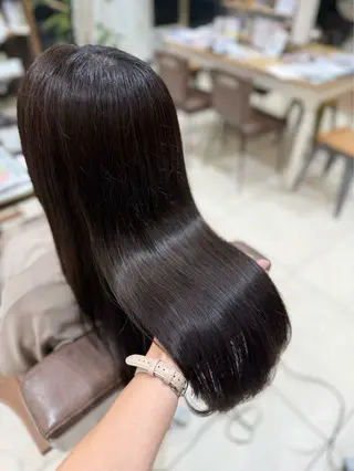 ロング カラー 大柴 彩花のヘアスタイル